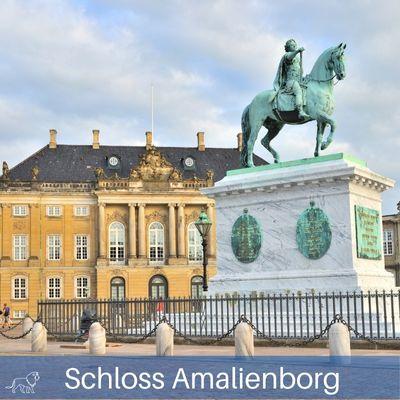 Schloss Amalienborg mit seinen historischen Gebäuden im Zentrum von Kopenhagen